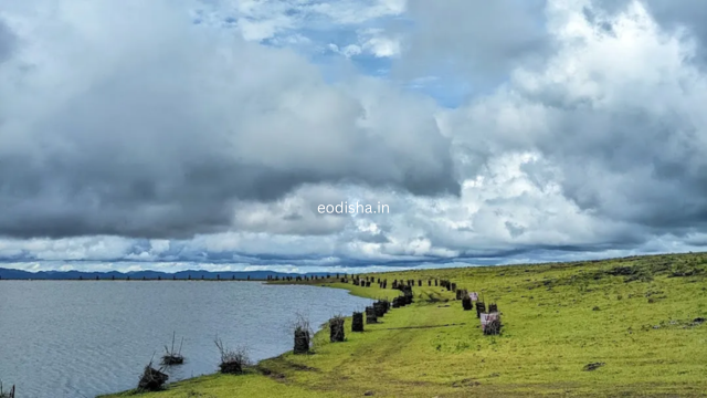 Balda Cave, Pond and Hill Station