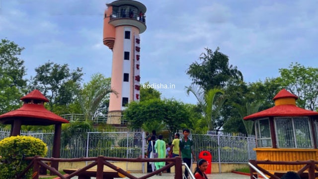 Gandhi & Jawahar Minar