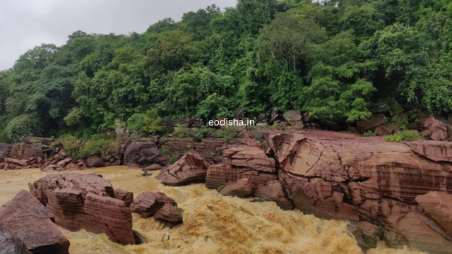 Gulmi Waterfall (3)