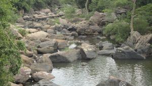 Lal Pathar Waterfall, Belpahar